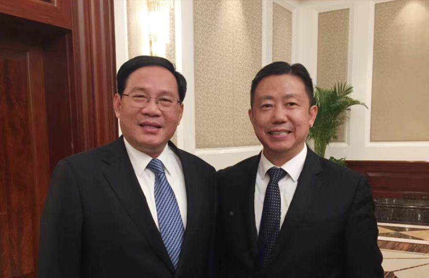 中央政治局常委、國(guó)務(wù)院總理李強(qiáng)與周海江合影